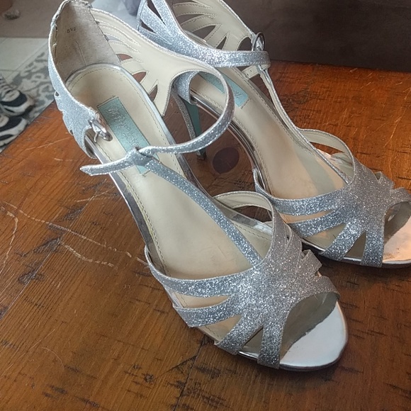 Betsy Johnson heels - Picture 1 of 3